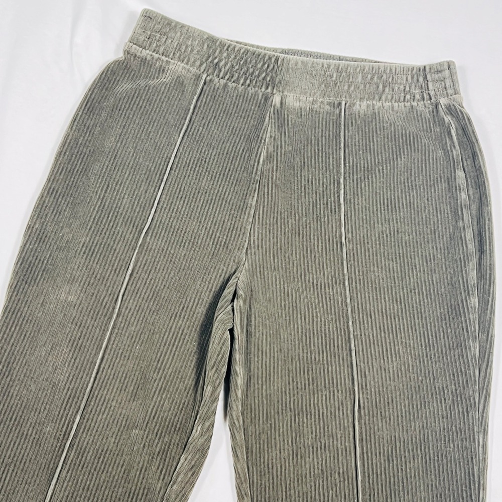 Aerie Olive Green Corduroy Flare Pants High Waisted Ribbed Seam Front Size Small